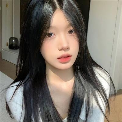 隔楼女孩:我们之间的层距